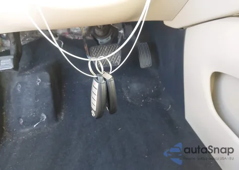 2017 Nissan Pathfinder Sl z USA, uszkodzony, nr VIN 5N1DR2MN0HC658299